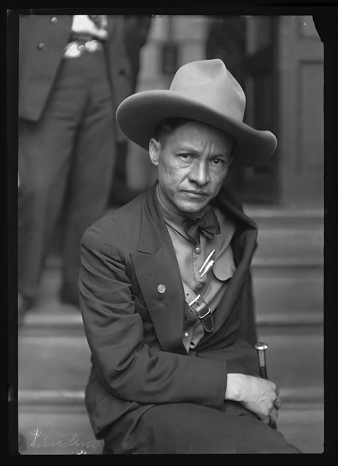 Portrait or photograph of Augusto Cesar Sandino: Fotografia del revolucionario nicaragüense Augusto César Sandino retocada digitalmente.