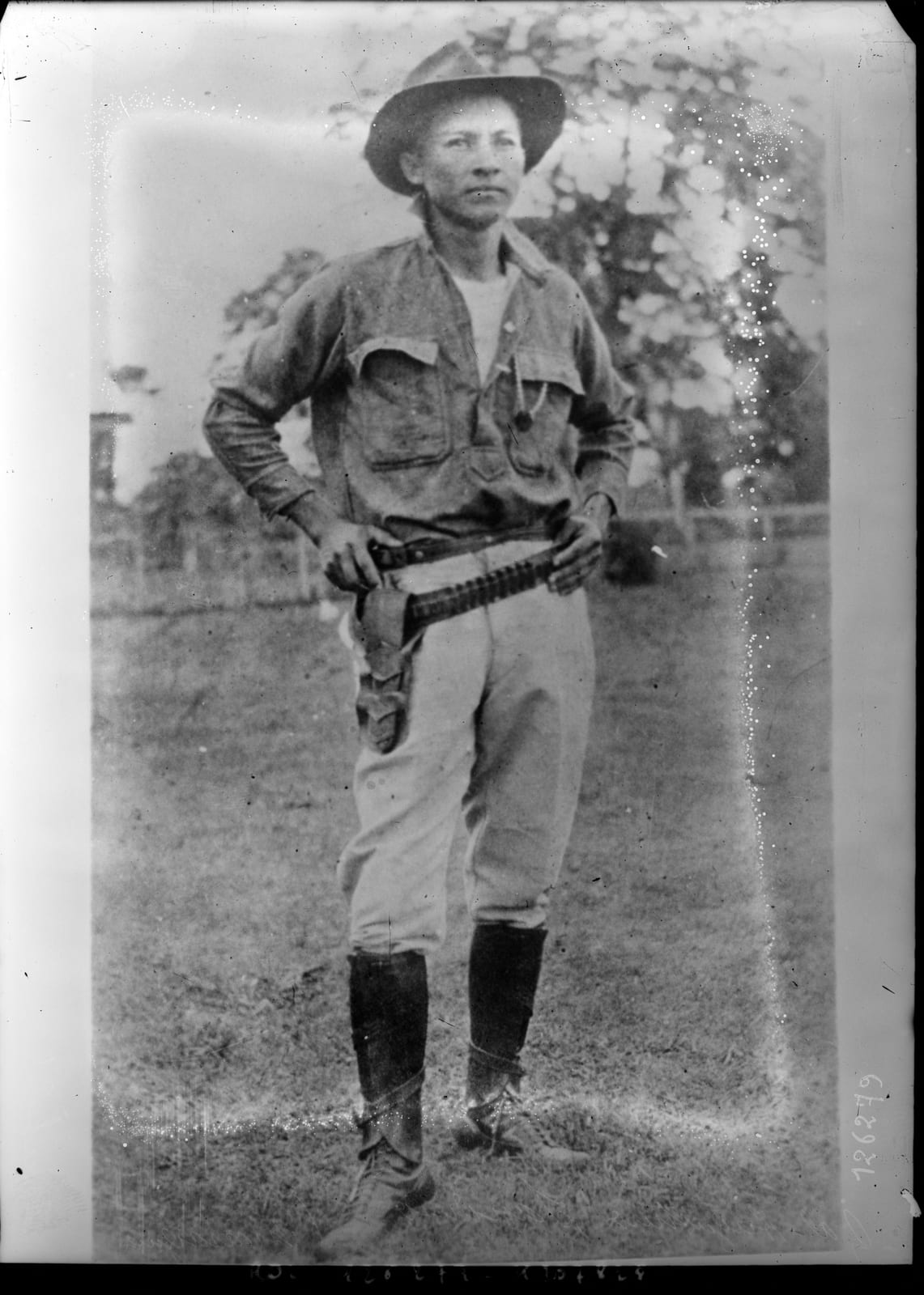 Portrait or photograph of Augusto Cesar Sandino: Sujet : Sandino, Augusto (1895-1934) -- Portraits Portraits -- 1914-1945 Référence bibliographique : Rol, 12627