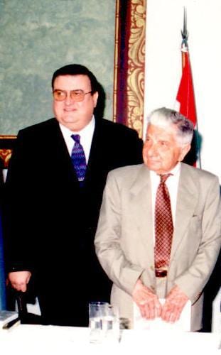 Portrait or photograph of Augusto Roa Bastos: Juan Manuel Marcos y Augusto Roa Bastos