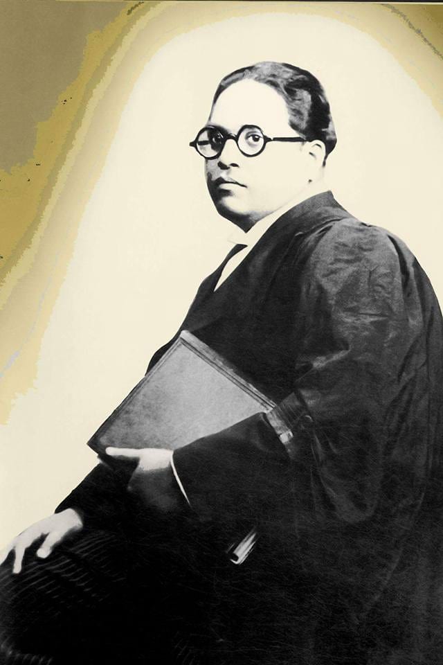 Portrait or photograph of B. R. Ambedkar: २८ जून १९२२ रोजी डॉ. बाबासाहेब आंबेडकर यांनी लंडनच्या ग्रेज इन् या संस्थेतून ‘बार-अॅट-लॉ’ ही बरिस्टरी पदवी संपादन केली
