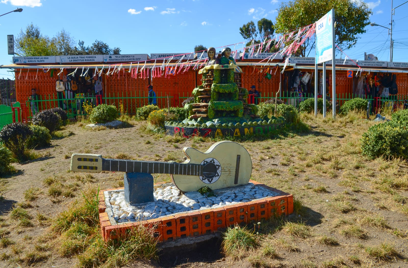 Portrait or photograph of Bartolina Sisa: The Andean Plaza of the Wara Wara Cultural and Commercial Center in the city of El Alto - Bolivia, is represented in t