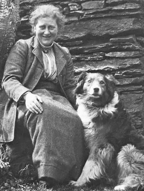 Portrait or photograph of Beatrix Potter: Vintage snapshot 112 mm x 87 mm