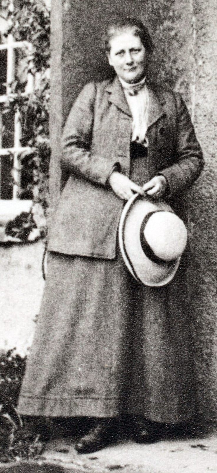 Portrait or photograph of Beatrix Potter: Vintage snapshot 112 mm x 87 mm