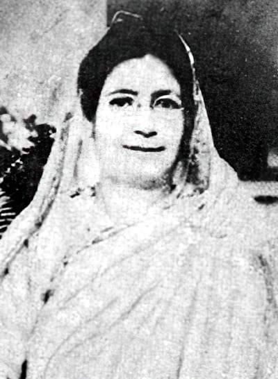 Portrait or photograph of Begum Rokeya: Rokeya Sakhawat Hossain , an educator and feminist from early 20th century Bengal .