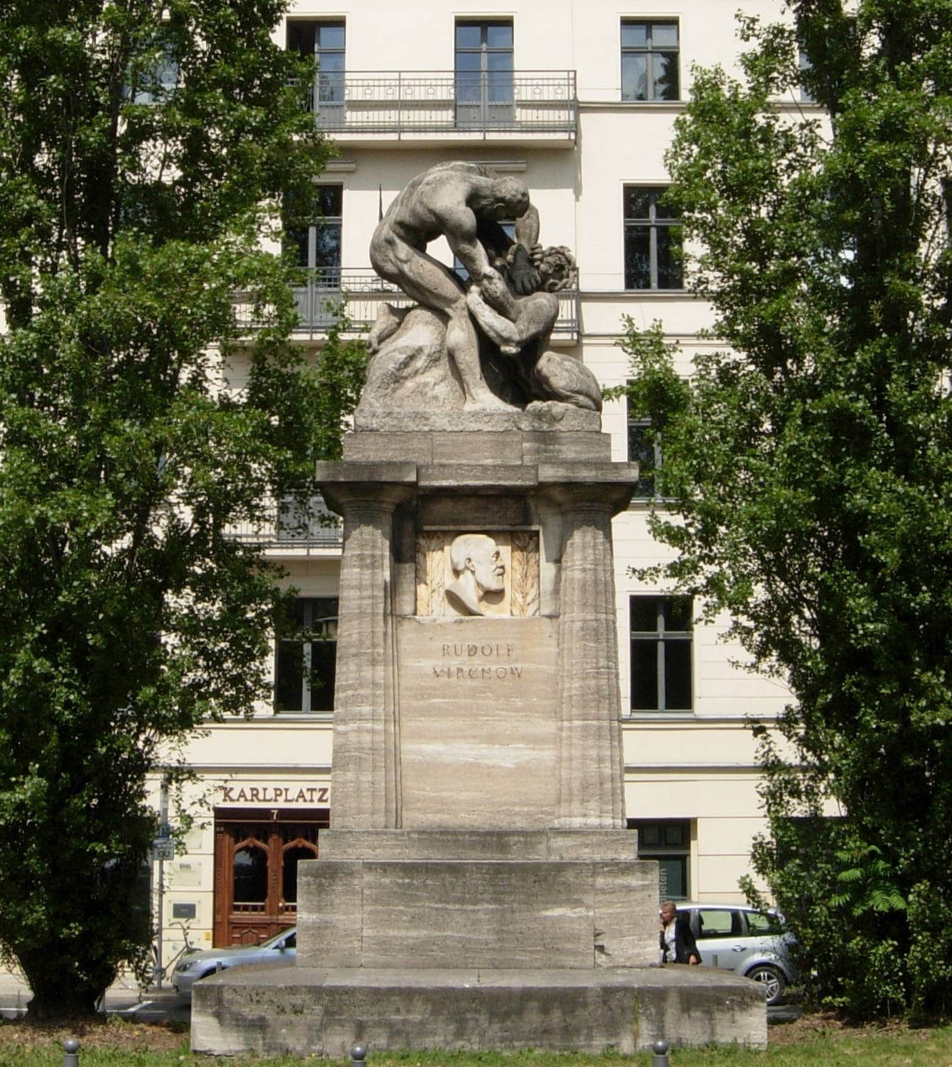 Bertolt Brecht
