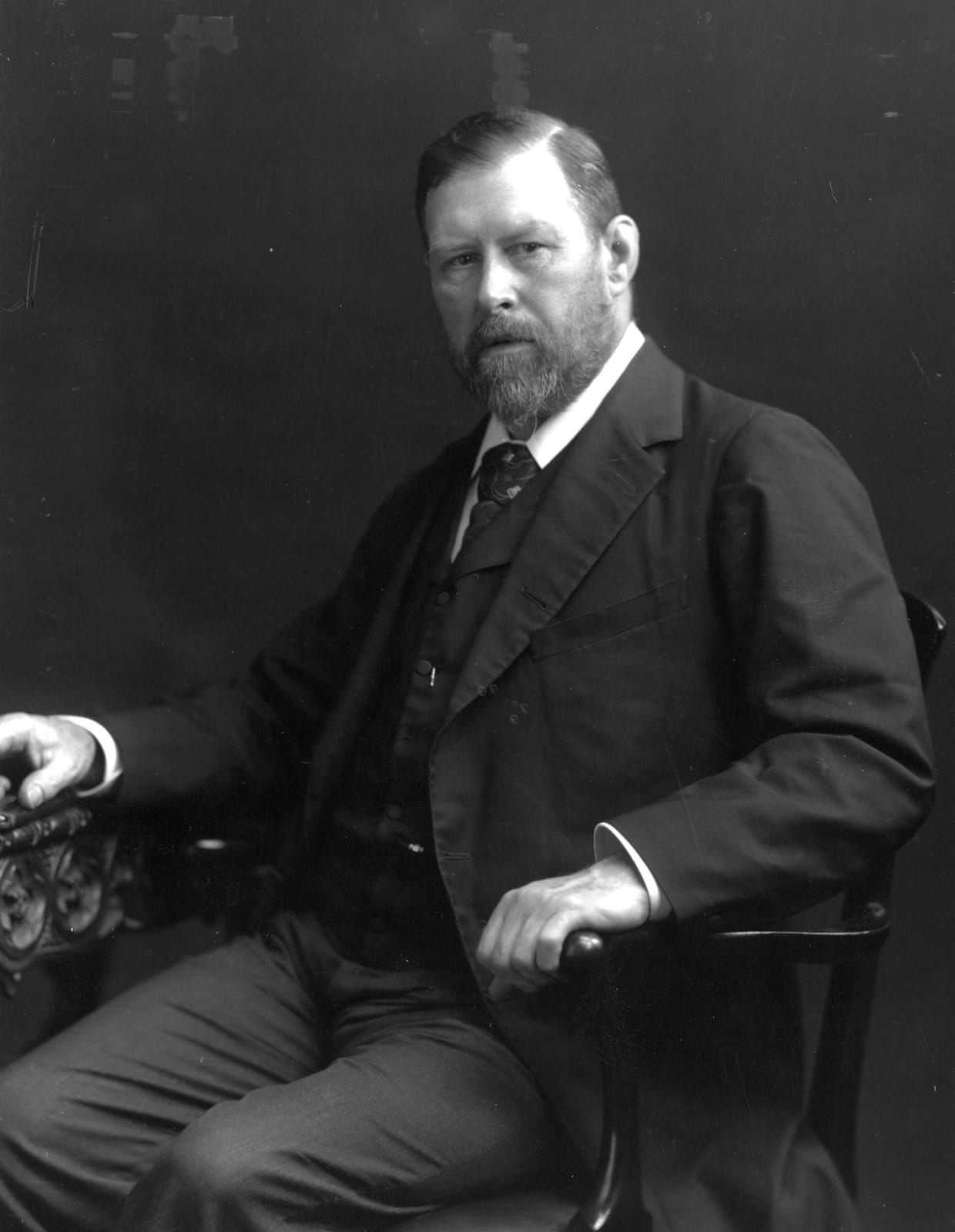 Portrait or photograph of Bram Stoker: Bram Stoker (1847-1912), novelist born in Ireland, author of "Dracula"
