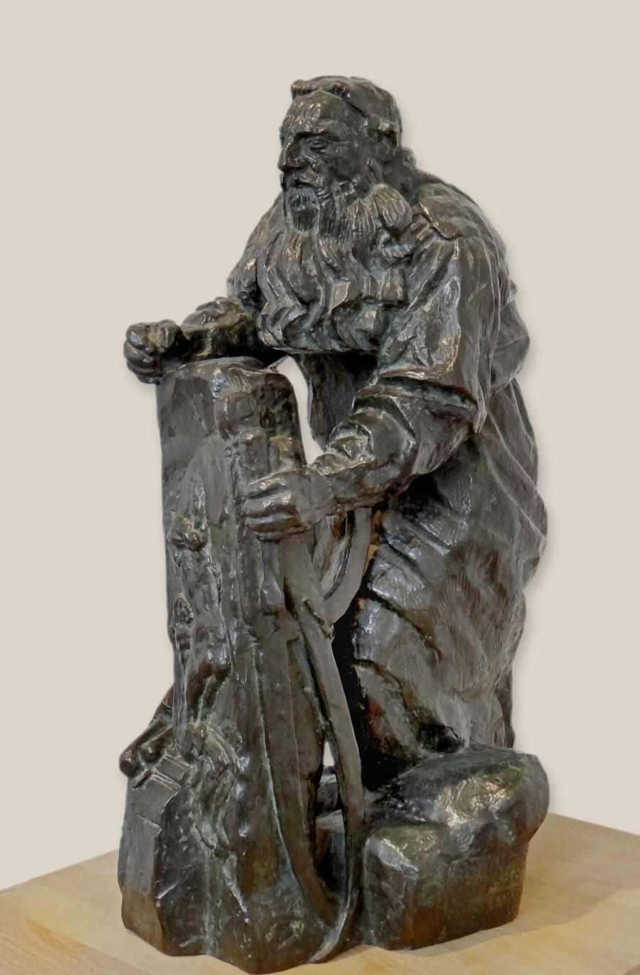 Portrait or photograph of Camille Claudel: Rodin au travail 1909 Oeuvre d'Antoine Bourdelle Bronze Epreuve n°3 exécutée par Rudier en 1921 Musée Bourdelle, musé