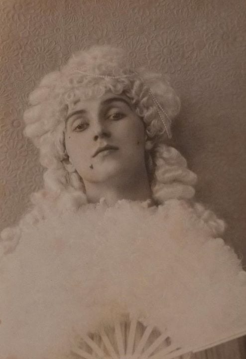 Image connected to Charles Best: Pollitt, Herbert Charles Jerome, 1871-1942, collector. Herbert Charles Jerome Pollitt photograph albums, ca. 1865-1895: Guide.
