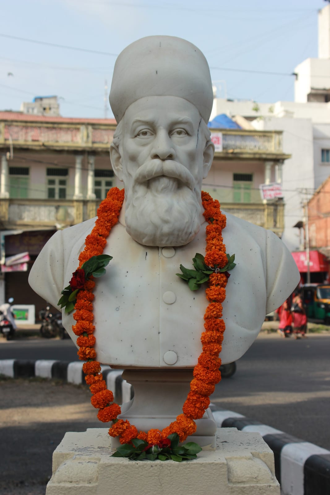 Portrait or photograph of Dadabhai Naoroji: Bust of Dadabhai Naoroji at Vadodara, Gujarat