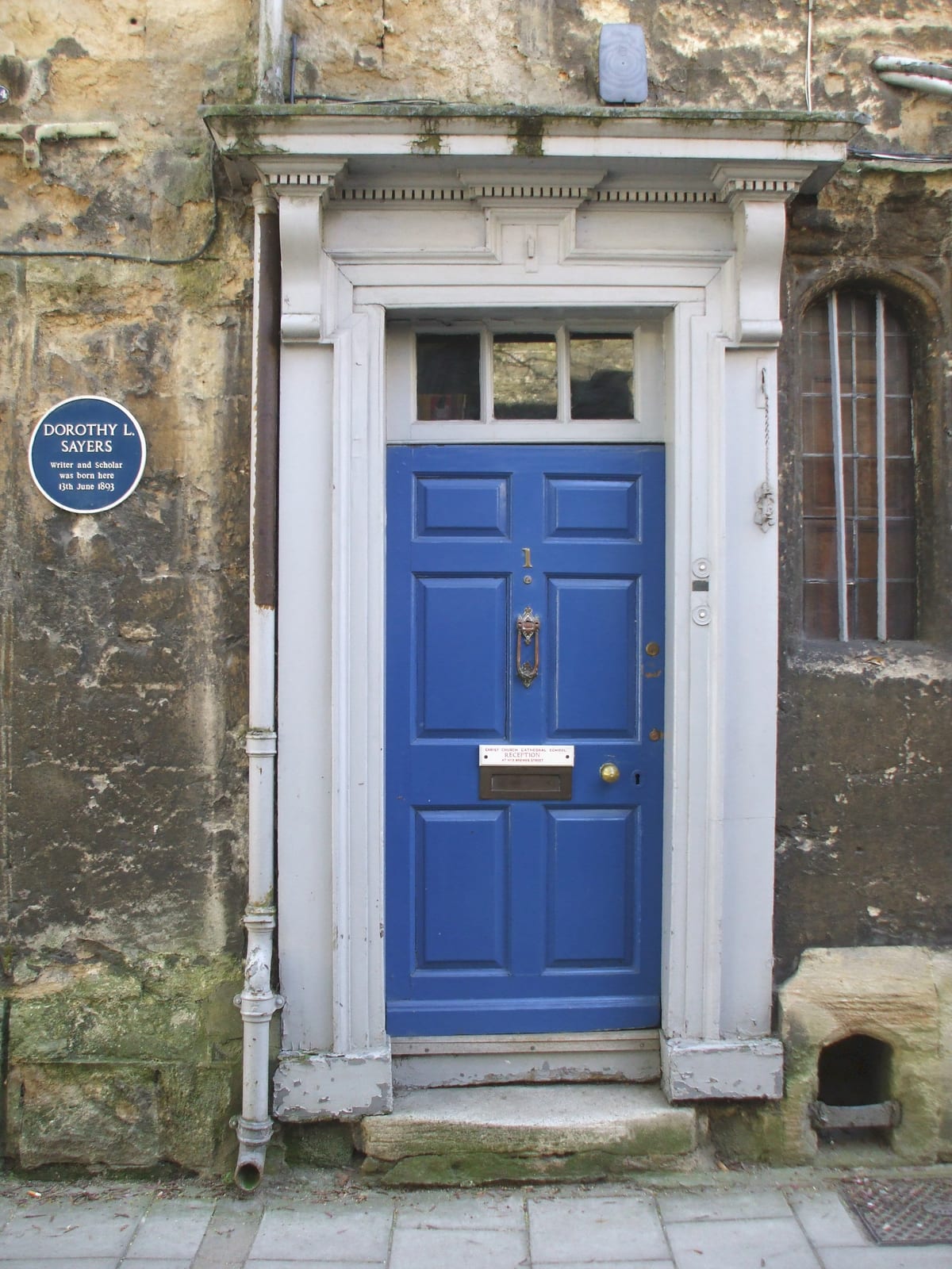 Portrait or photograph of Dorothy L. Sayers: <a href=" http://www.sayers.org.uk/dorothy.html " rel="noreferrer nofollow">Dorothy L. Sayers</a>, writ