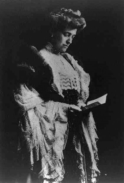 Portrait or photograph of Edith Wharton: American novelist Edith Wharton (1862–1937)