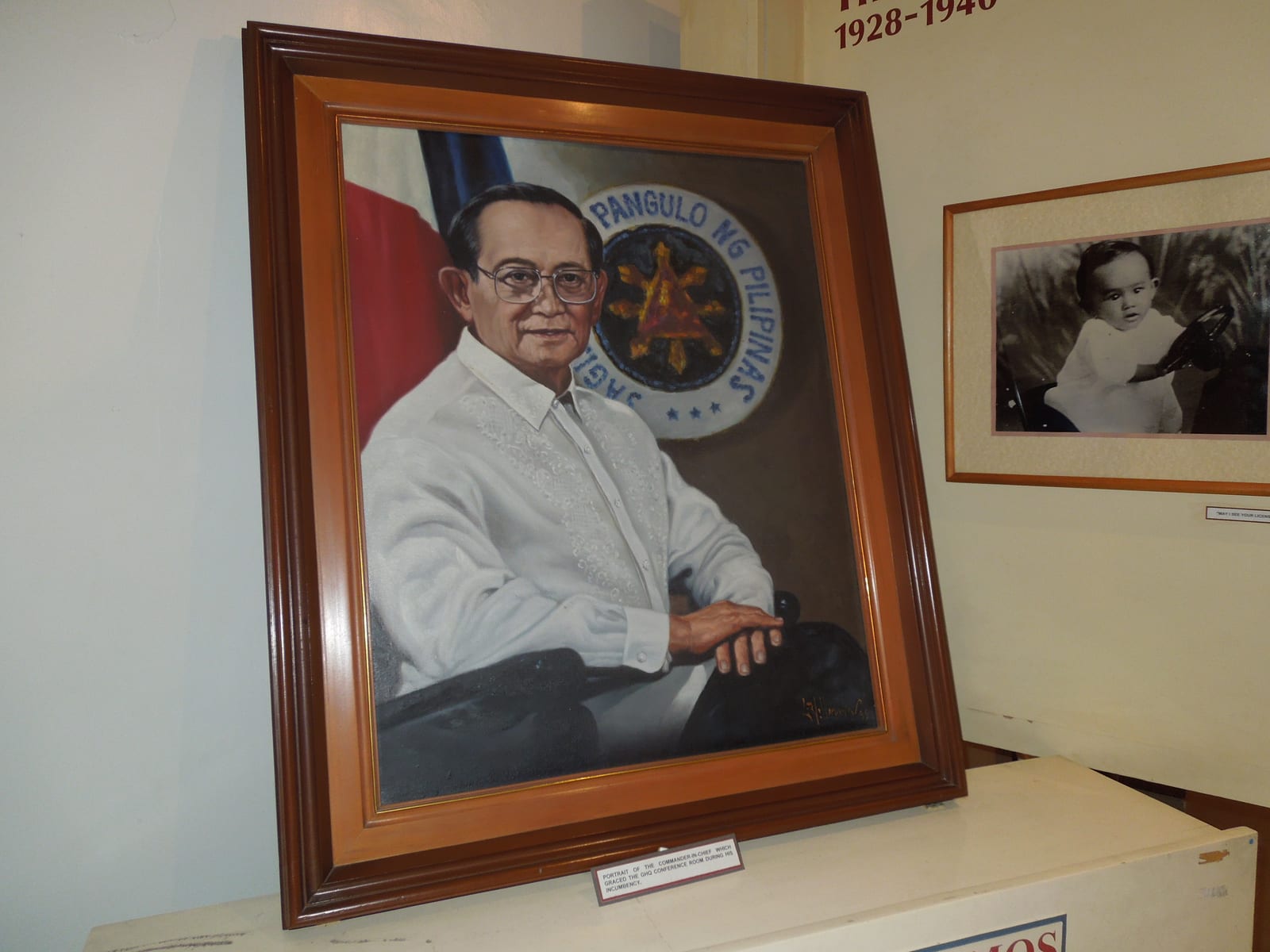 Portrait or photograph of Emilio Aguinaldo: Philippine Medal of Valor Ferdinand Emmanuel Edralin Marcos Maj Ferdinand Edralin Marcos 0-41394 Infantry INACT 22 t