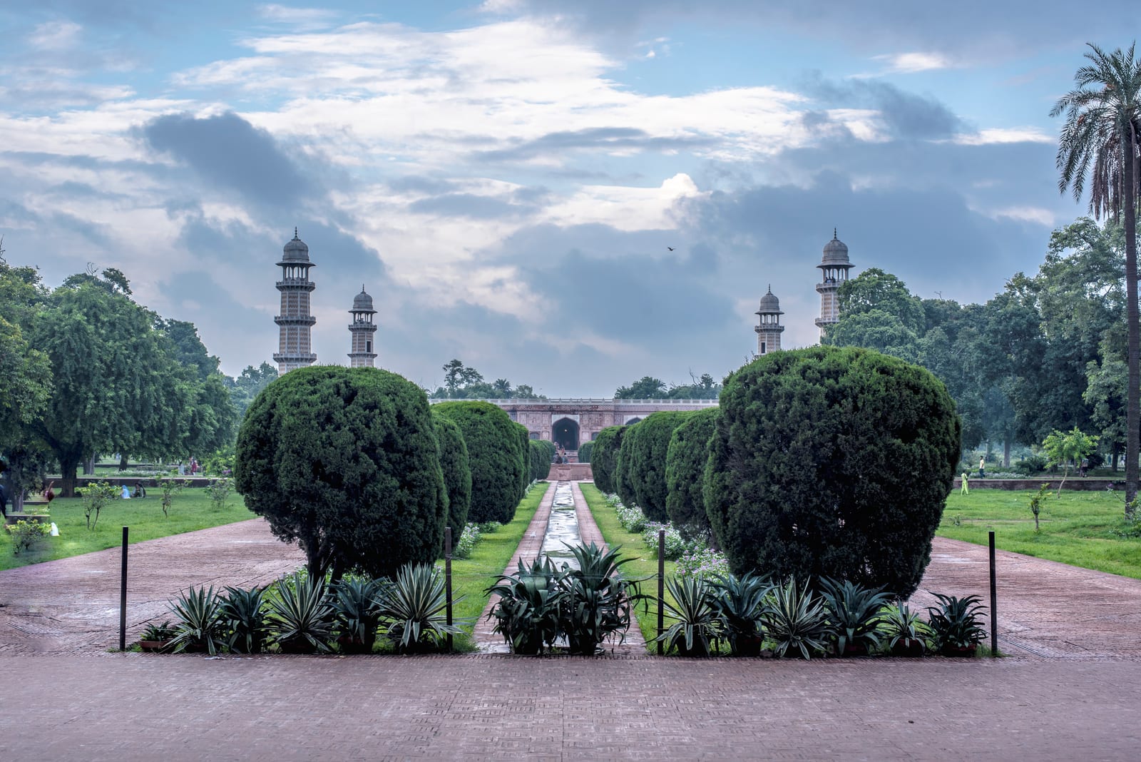 Memorial or place connected to Faiz Ahmed Faiz: This is a photo of a monument in Pakistan identified as the