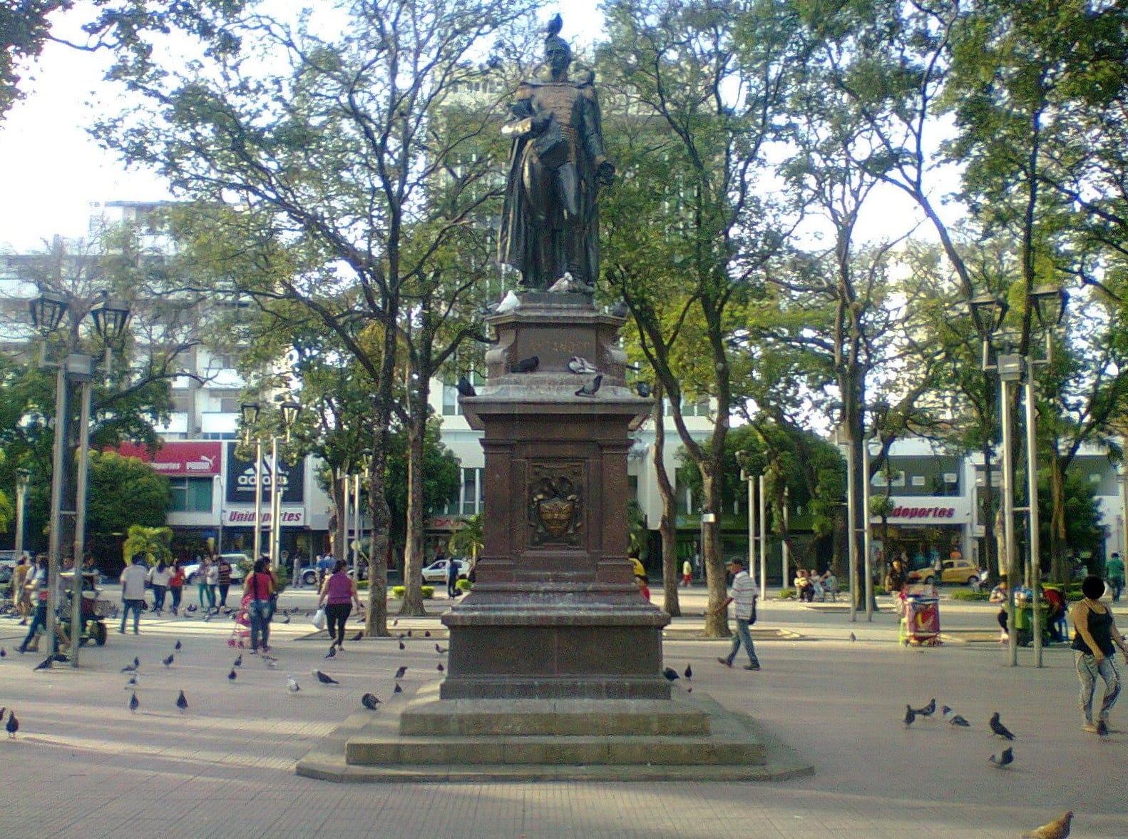 Portrait or photograph of Francisco de Paula Santander: Sculptures of Francisco de Paula Santander in Cúcuta, Colombia