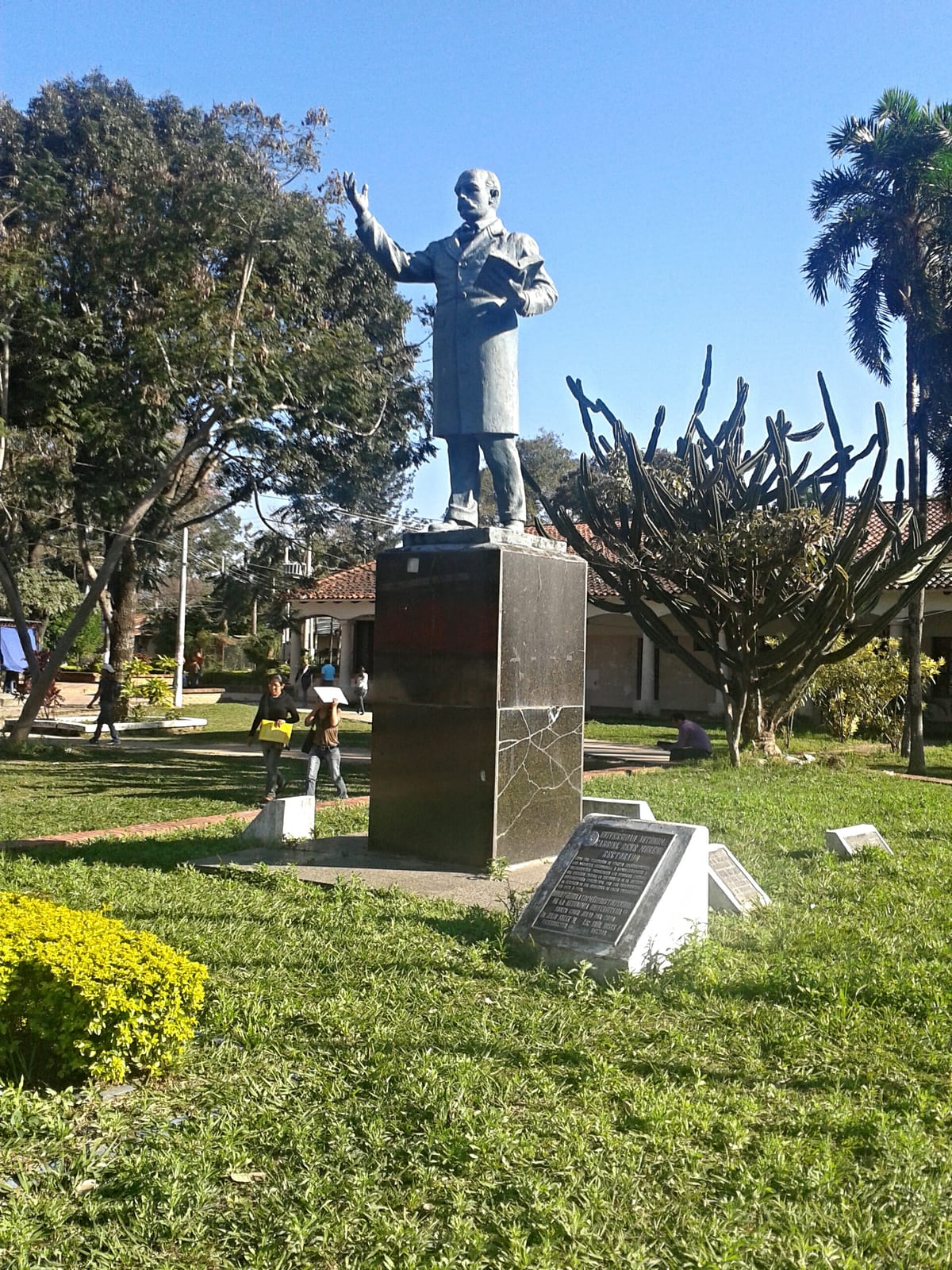 Portrait or photograph of Gabriel Rene Moreno: This medium shows the protected monument with the number S/00-015 in Bolivia.