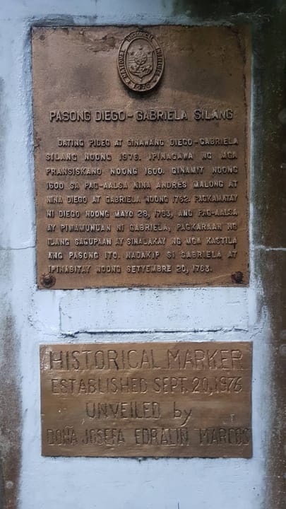 Portrait or photograph of Gabriela Silang: Historical marker of Diego and Gabriela Silang Pass in Santa, Ilocos Sur in the Philippines