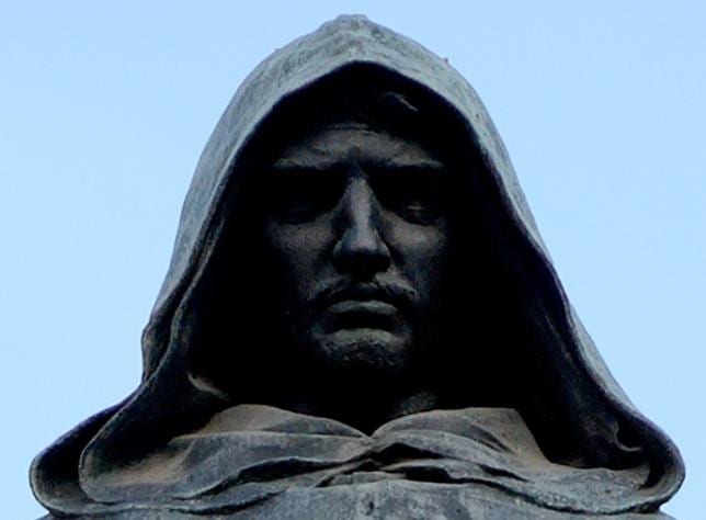 Portrait or photograph of Giordano Bruno: Bronze statue of Giordano Bruno by Ettore Ferrari (1845-1929), Campo de' Fiori, Rome.