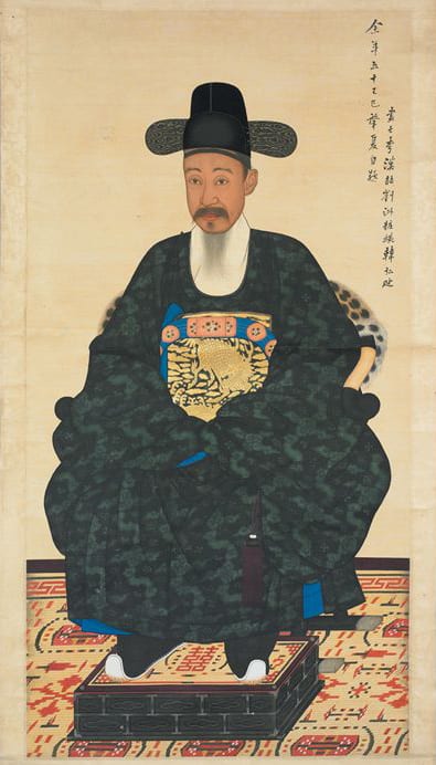 Portrait or photograph of Heungseon Daewongun: Portrait of Heungseon Daewongun, Yi Haeung wearing Heukdanryeongpo