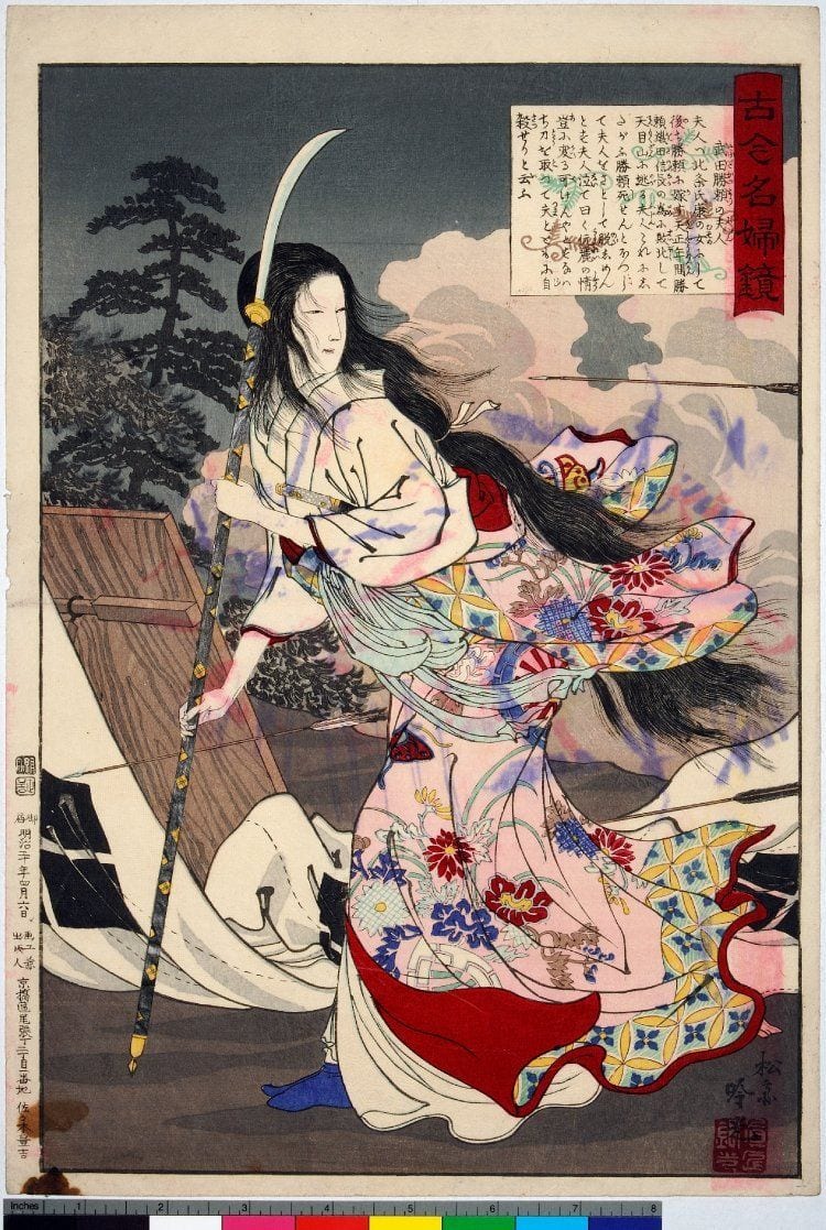 Portrait or photograph of Hojo Masako: Hojo Masako carrying a naginata. The wife of Sengoku period daimyo Takeda Katsuyori (1546-1582) is depicted carrying a na