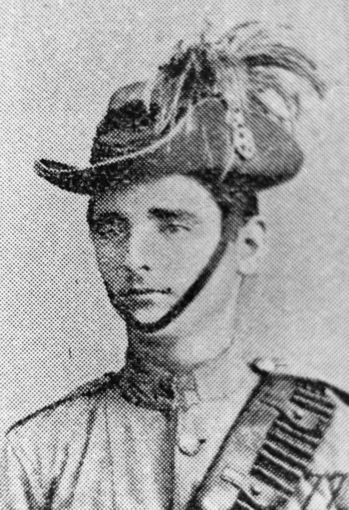 Portrait or photograph of Honen: Private James Duggan, Boer War soldier. No. 77, Private James Duggan, 4th Contingent, Queensland Imperial Bushmen. Killed in Ac