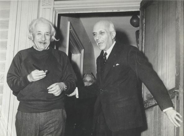 Portrait or photograph of Jawaharlal Nehru: Jawaharlal Nehru with Einstein, 1949