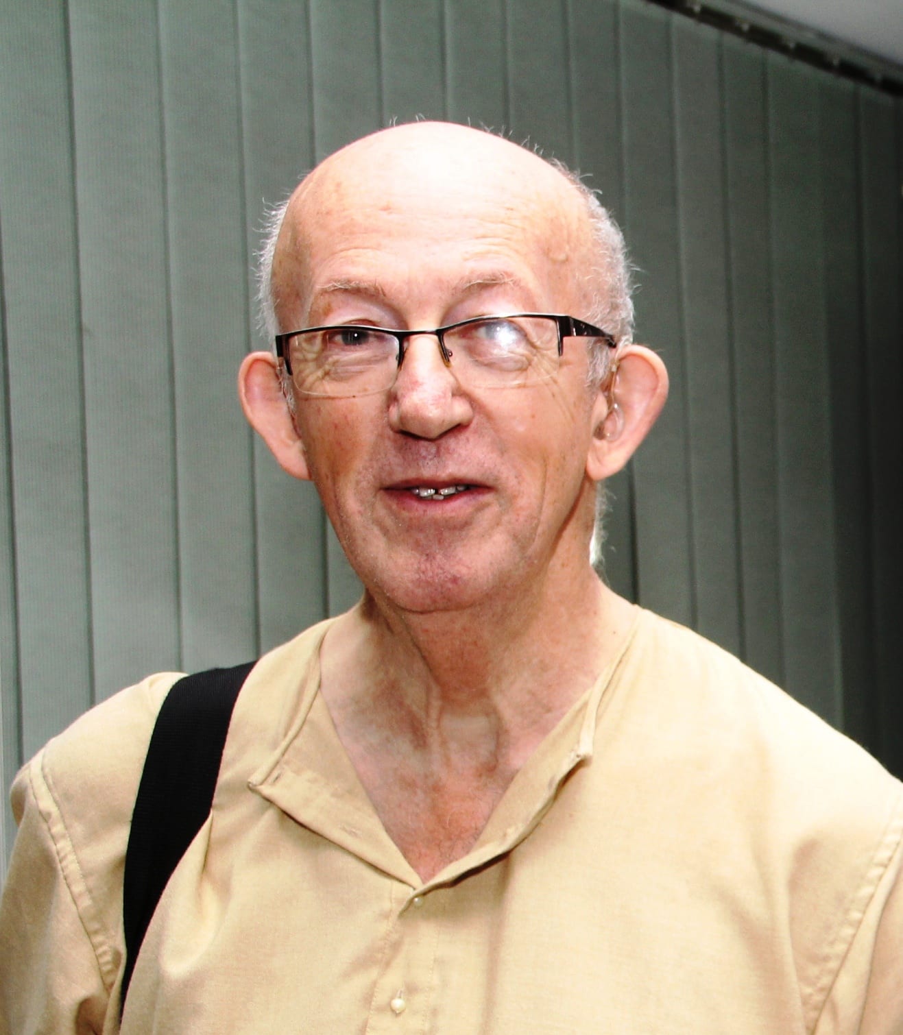 Portrait or photograph of Jibanananda Das: Photograph of British Poet Joe Winter, famous for translating poems of Bengalo poet Jibanananda Das