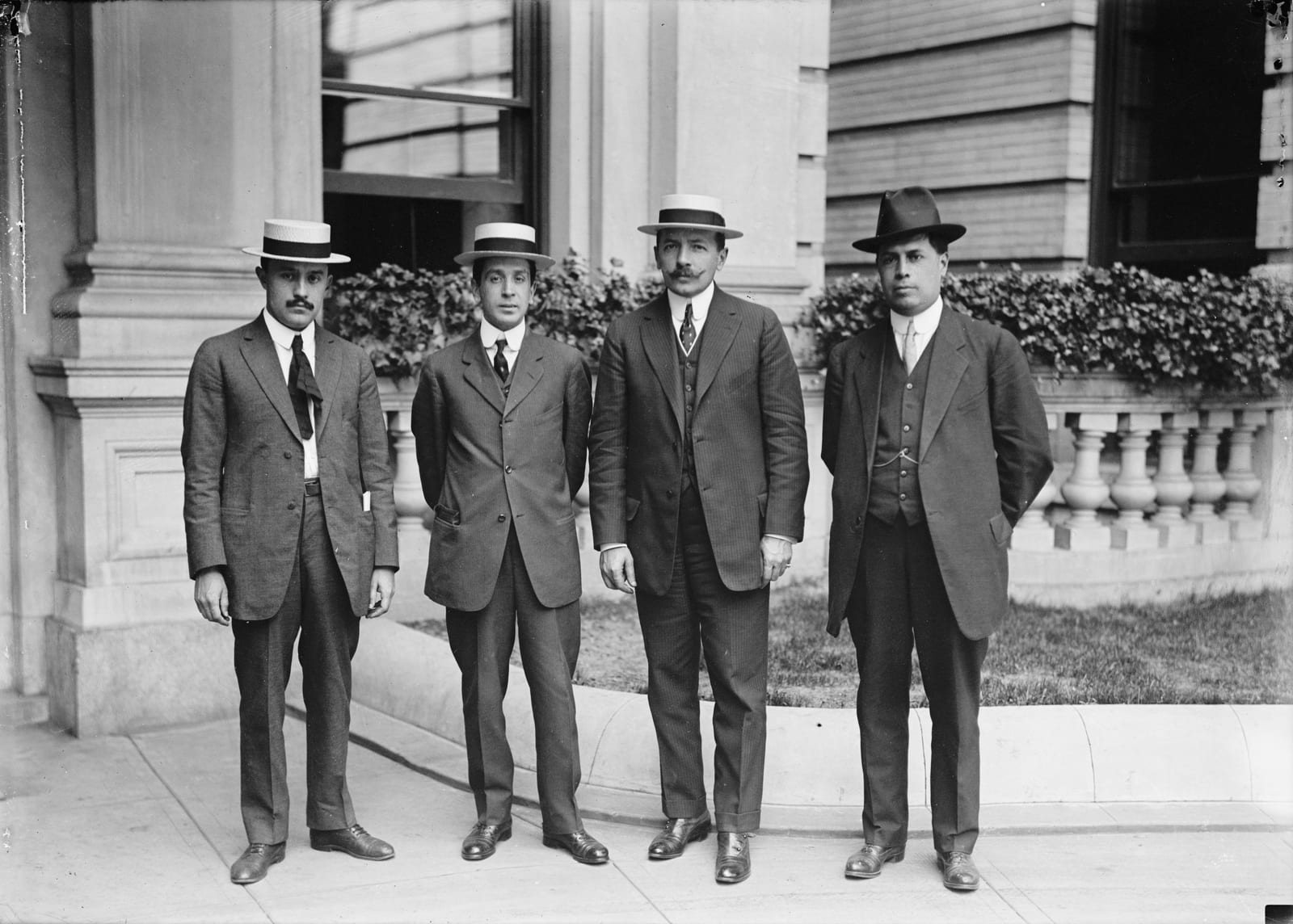 Portrait or photograph of Jose Vasconcelos: José Vasconcelos with José Urquidi, Rafael Zubarán Capmany and Peredo.