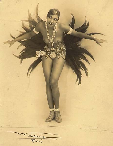 Portrait or photograph of Josephine Baker: Josephine Baker in La Revue des Revues (1927)