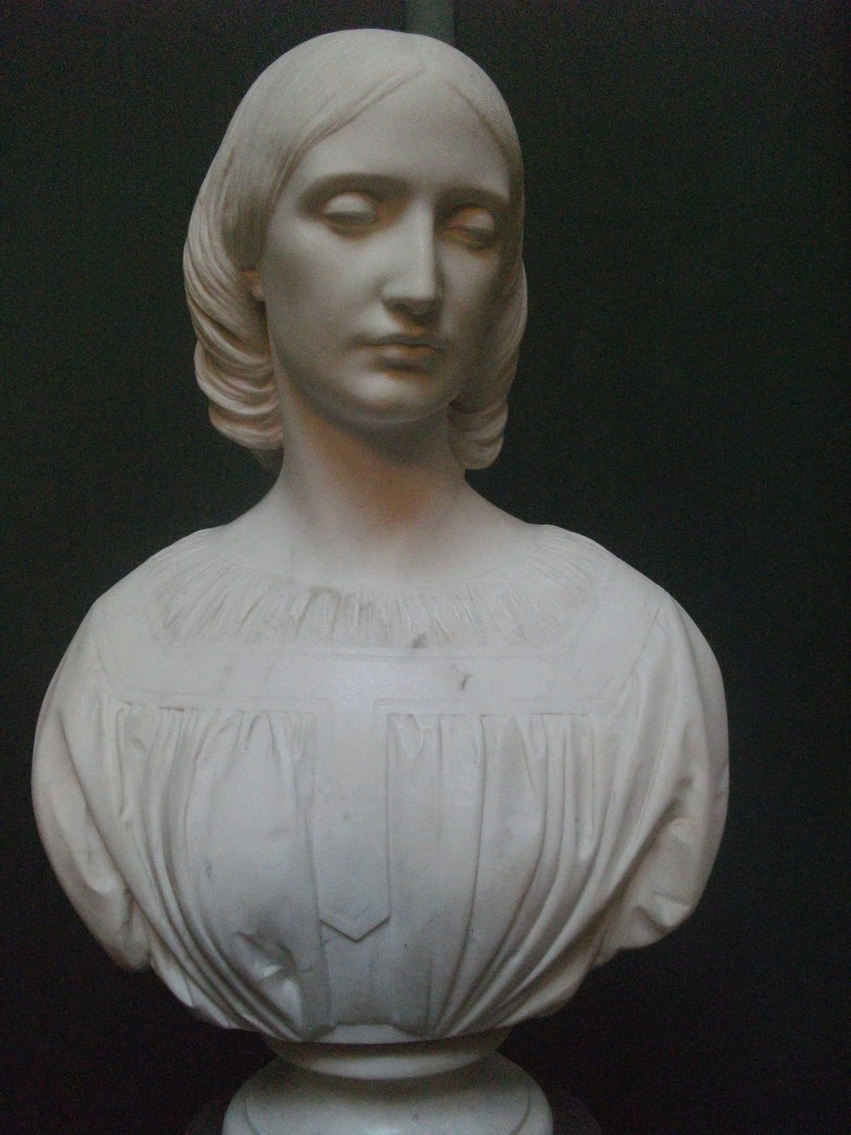 Portrait or photograph of Josephine Butler: Alexander Munro bust of Elizabeth Butler