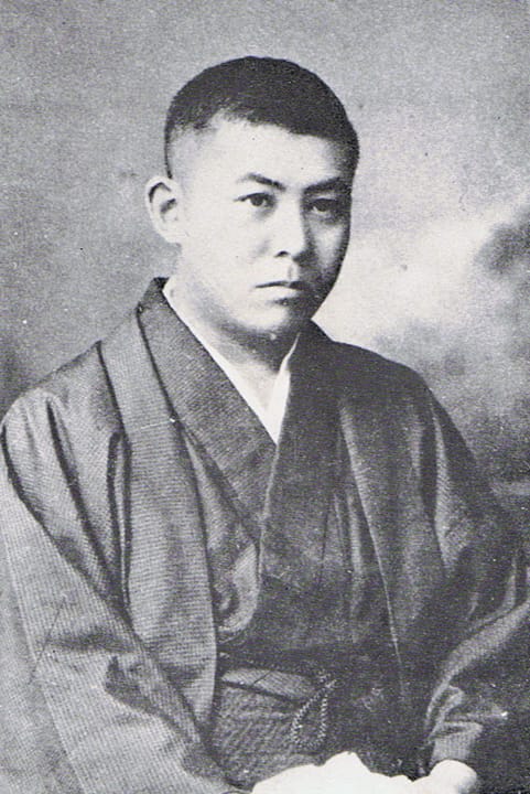 Portrait or photograph of Junichiro Tanizaki: 26 or 27 year-old Jun'ichirō Tanizaki , in 1913.
