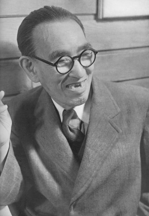 Portrait or photograph of Kafu Nagai: Kafū Nagai .