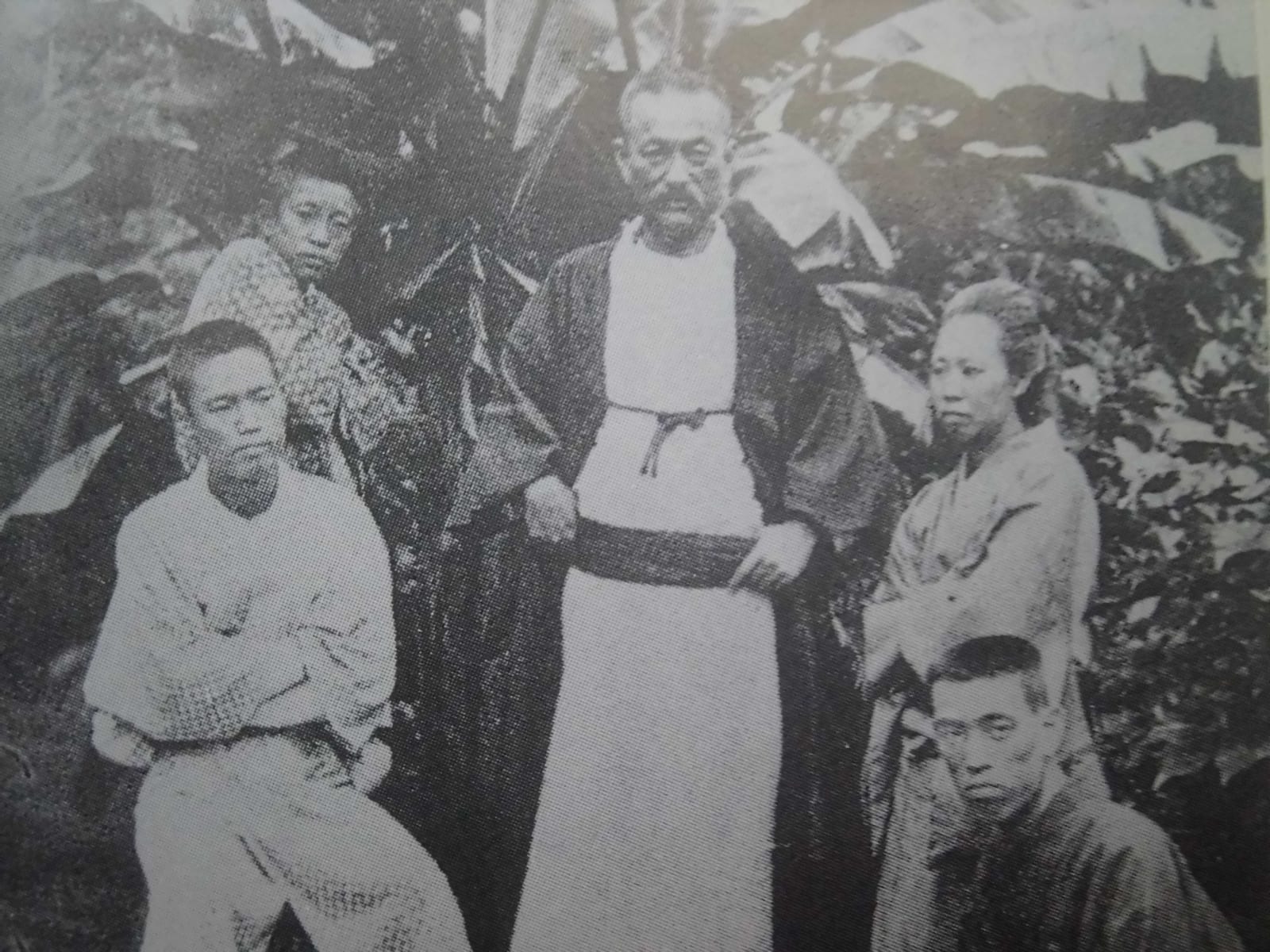 Image connected to Kafu Nagai: 永井家の人々1