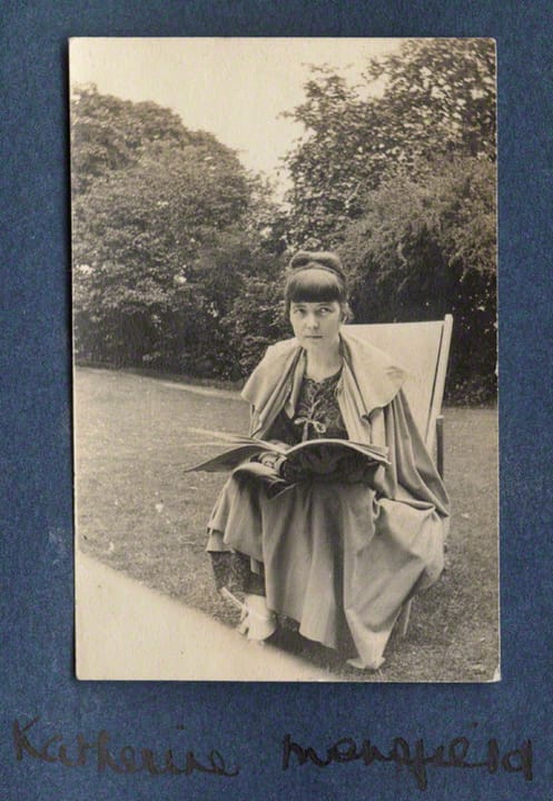 Portrait or photograph of Katherine Mansfield: Photograph of Katherine Mansfield