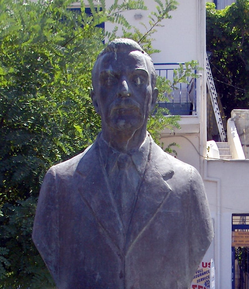Portrait or photograph of Lafcadio Hearn: Statue of Lafcadio Hearn, City of Lefkada, Greece.
