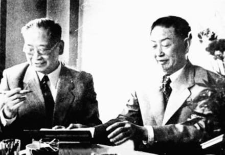 Portrait or photograph of Mei Lanfang: 欧阳予倩和梅兰芳,1956年