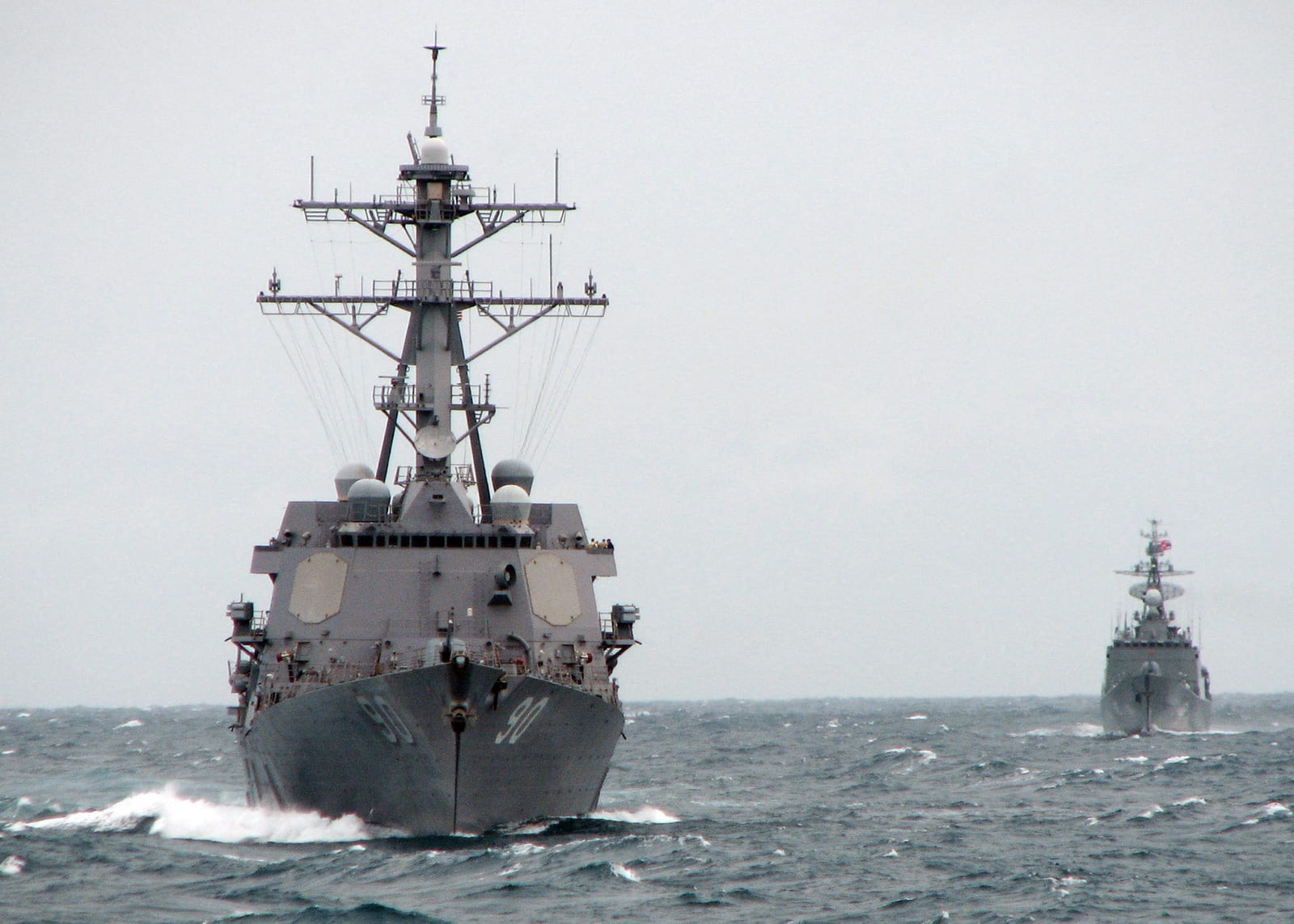 Portrait or photograph of Naresuan: GULF OF THAILAND (July 13, 2009) The guided-missile destroyer USS Chafee (DDG 90) and the Royal Thai Navy frigate HTMS Nares