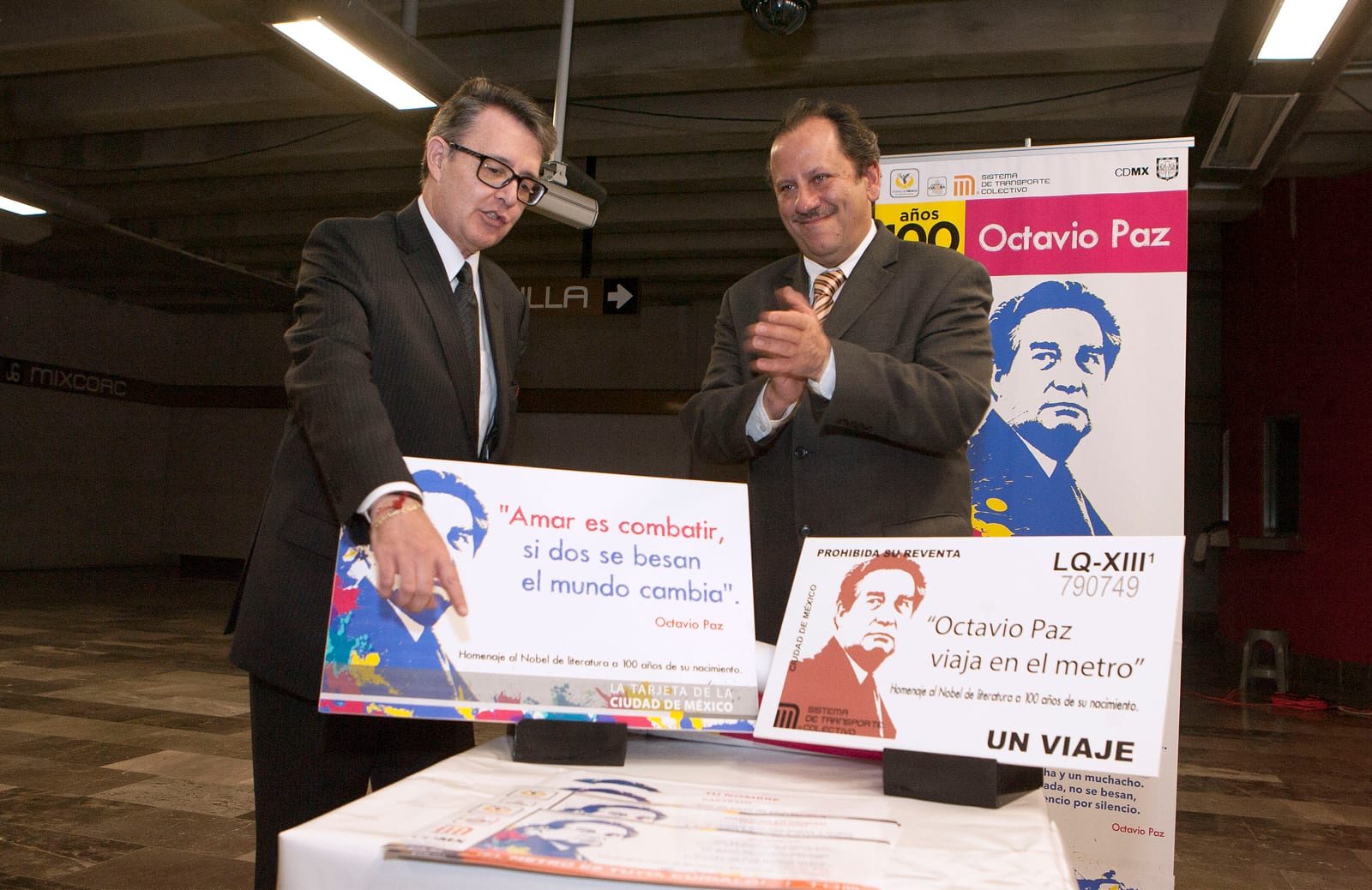 Portrait or photograph of Octavio Paz: Lunes, 31 de Marzo 2014. Homenaje conmemorativo y develaron de la placa en el Centenario del Nacimiento del Nobel de Lite