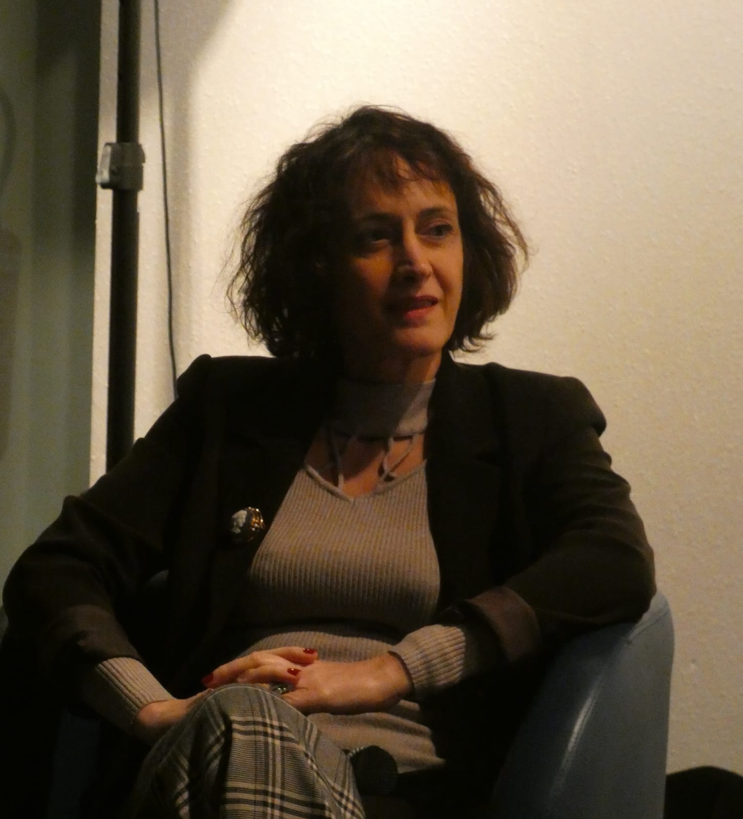 Portrait or photograph of Olympe de Gouges: Portrait de Belinda Canonne, photographie prise lors de la nuit de la lecture 2020, Rencontre autour de son livre s'