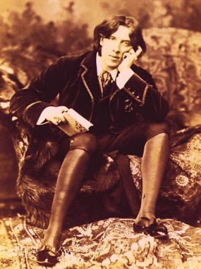 Portrait or photograph of Oscar Wilde: Oscar Wilde student