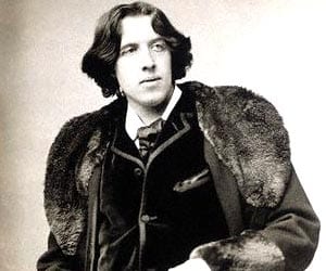 Portrait or photograph of Oscar Wilde: portrait of Oscar Wilde
