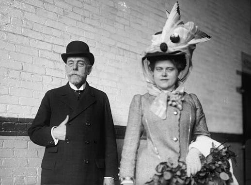 Portrait or photograph of Robert Koch: Robert Koch (1843 – 1910), German physician, and his second wife Hedwig Freiberg