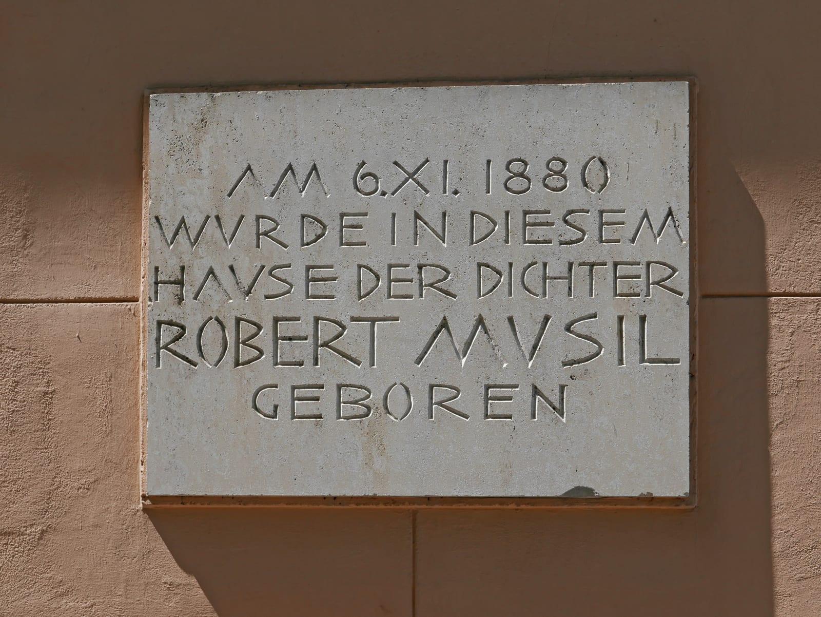 Portrait or photograph of Robert Musil: Robert Musil Geburtshaus, Museum u. Literaturhaus