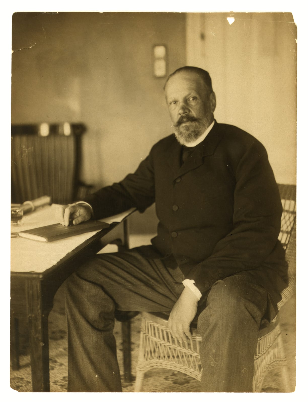 Portrait or photograph of Sergei Witte: Title: Sergei Witte Abstract/medium: 1 photographic print.