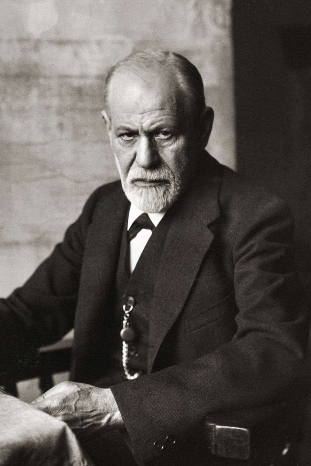 Portrait or photograph of Sigmund Freud: Sigmund Freud