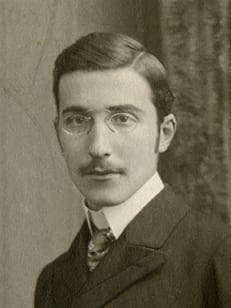 Portrait or photograph of Stefan Zweig: Stefan Zweig in Vienna, circa 1900