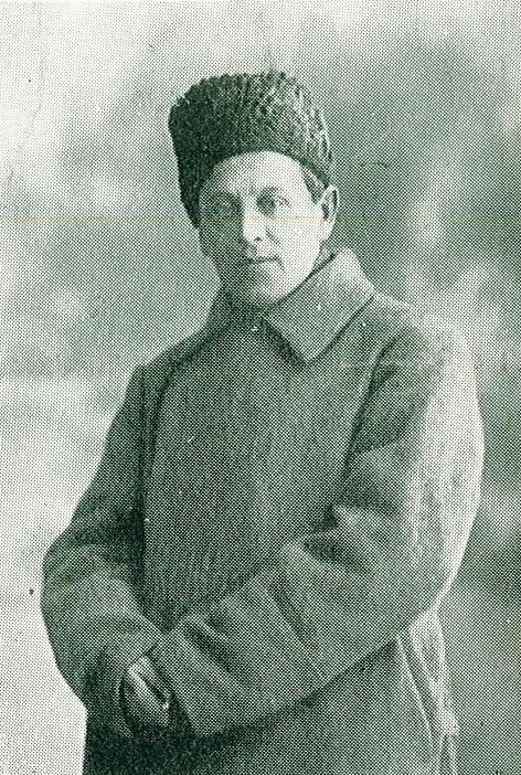 Portrait or photograph of Symon Petliura: Листвіка. Напис під знимкою: "Любому помічнику по праці в справі будування Вільної Самостійної України Ю. Гасенкові од