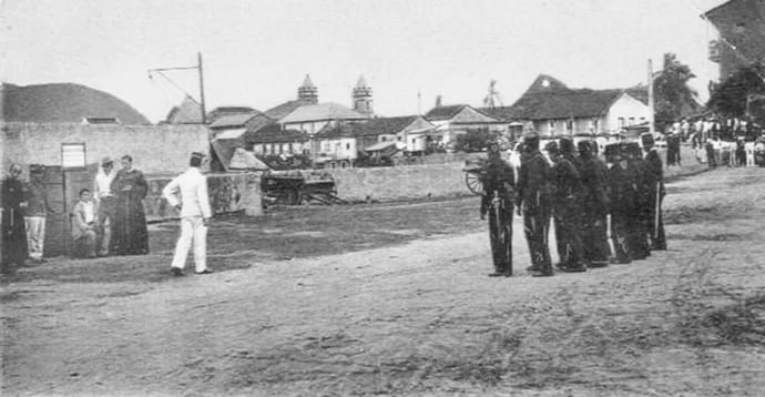 Portrait or photograph of Victoriano Lorenzo: Victoriano Lorenzo's execution on May 15 1903, Plaza de Francia, Panama City, Panama