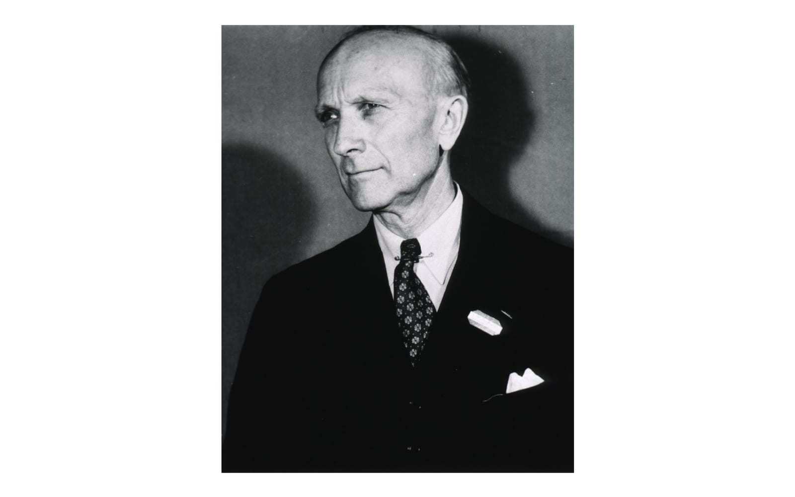 Portrait or photograph of Wilder Penfield: "Wilder G. Penfield". Collections of the National Library of Medicine. Portrait. Penfield, Wilder Graves 1891-1976. O
