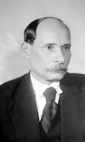 Portrait or photograph of Yakub Kolas: Portrait of Yakub Kolas