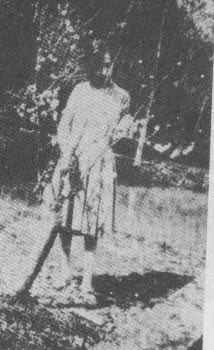 Portrait or photograph of Zhang Ailing: Eileen Chang (September 30, 1920 – September 8, 1995) was a Chinese writer.In 1930 in Hangzhou.